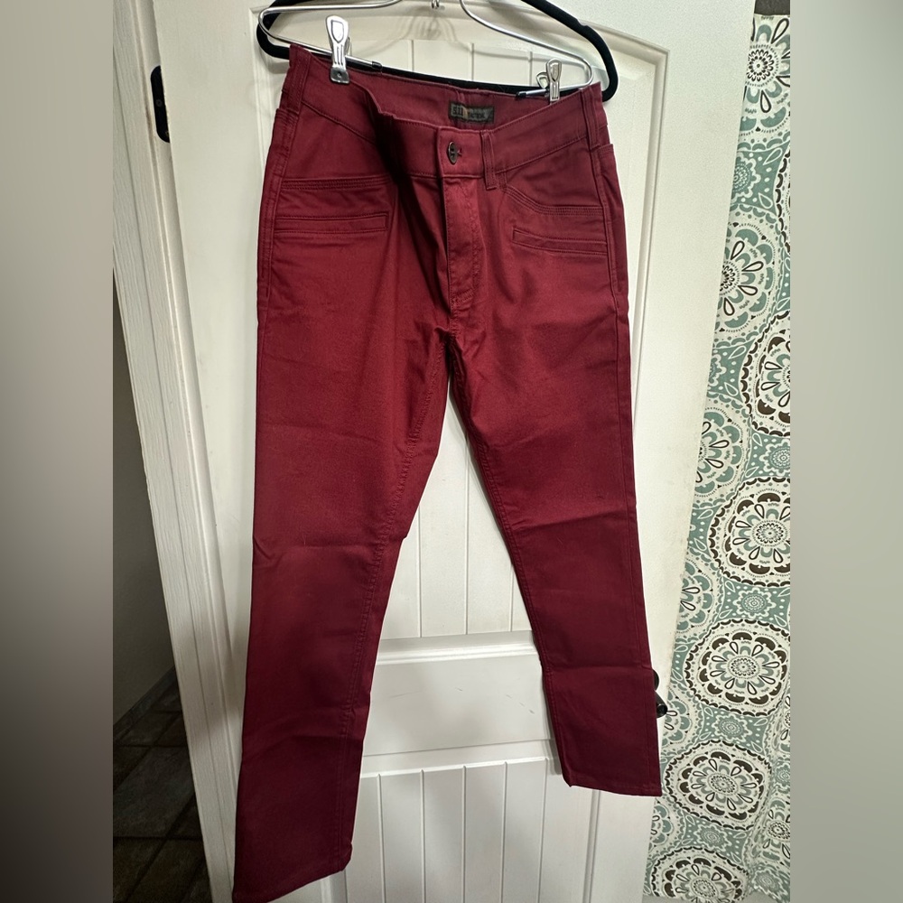 Burgundy women’s tactical pants
